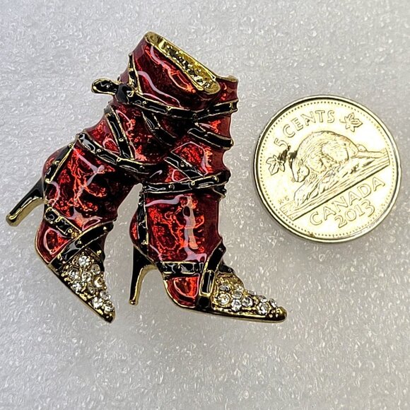 Red Boots Brooch Pin - Picture 3 of 11